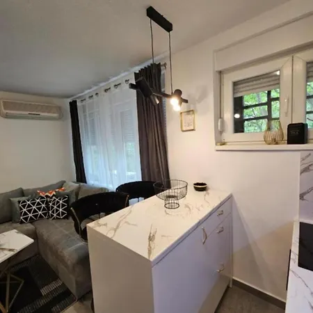 Apartment Mia
